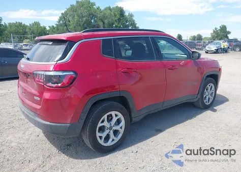 2025 Jeep Compass Latitude 4X4 from USA, damaged, VIN 3C4NJDBN8ST586519